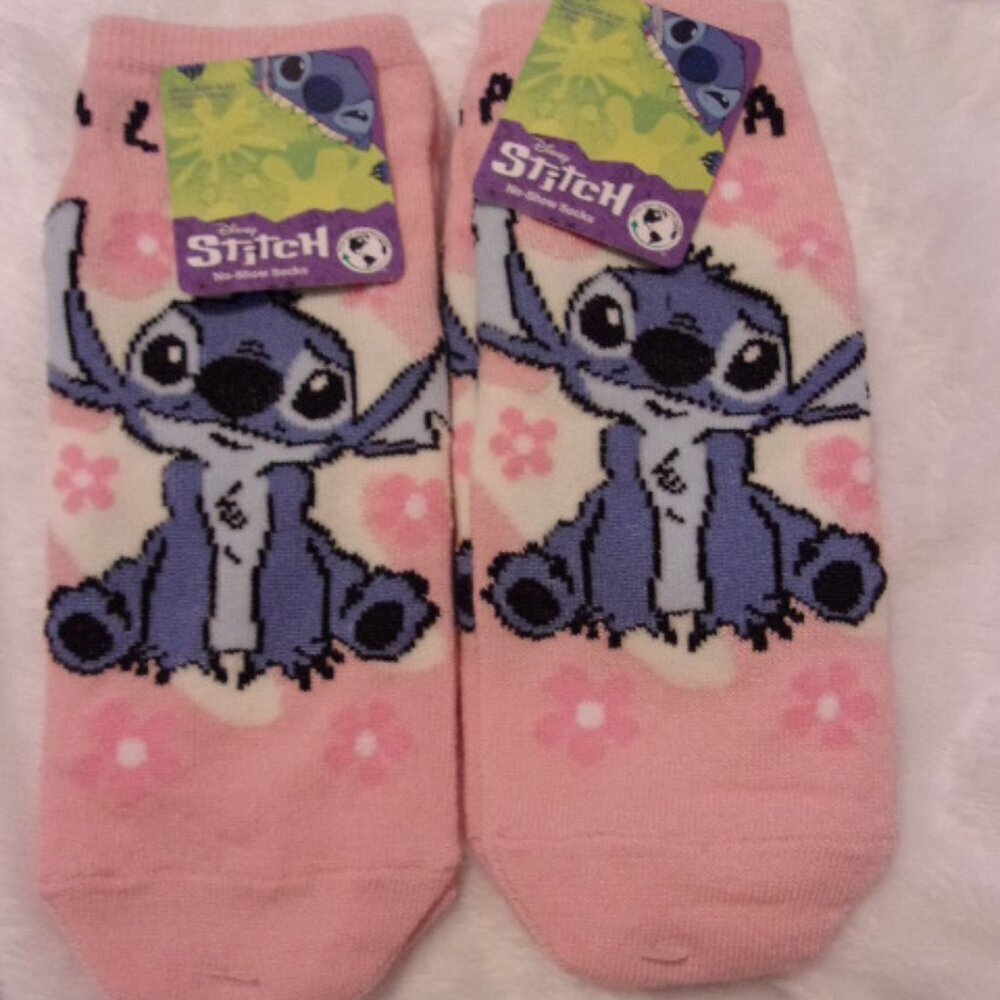 Lot of 2 Stitch No show socks New with tags